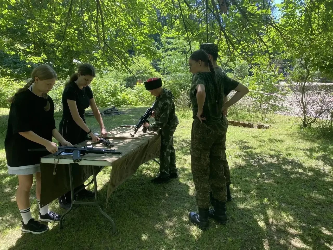 Военно полевой выход школьных групп.