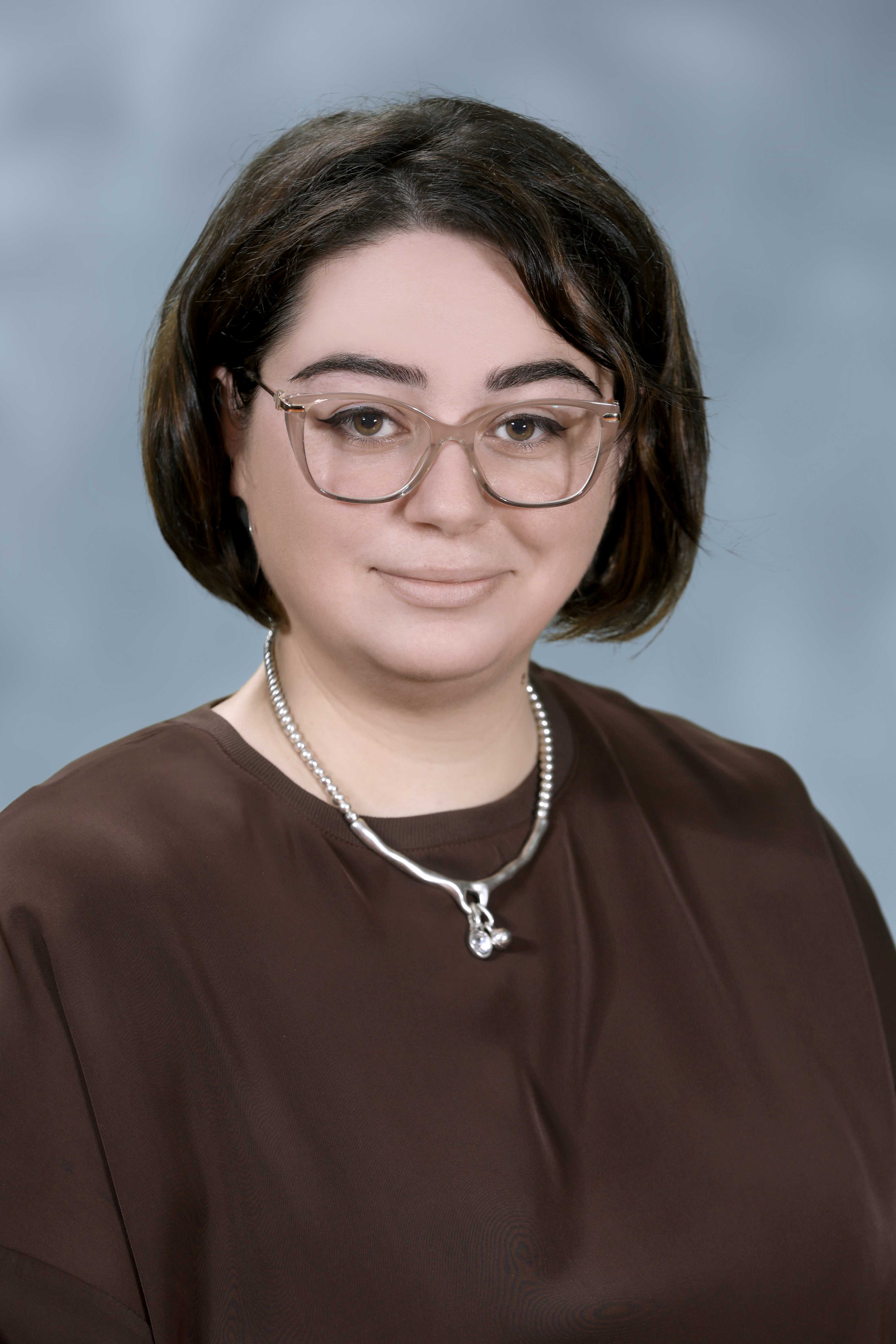 Трапизонян Евгения Сергеевна.